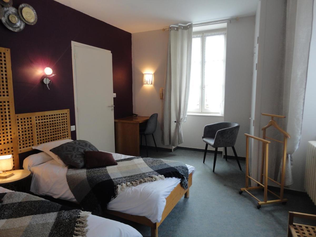 Hotel Restaurant Aux Armes D'Estaing - Kb Hotel Group Exteriör bild